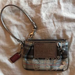 Coach poppy wristlet